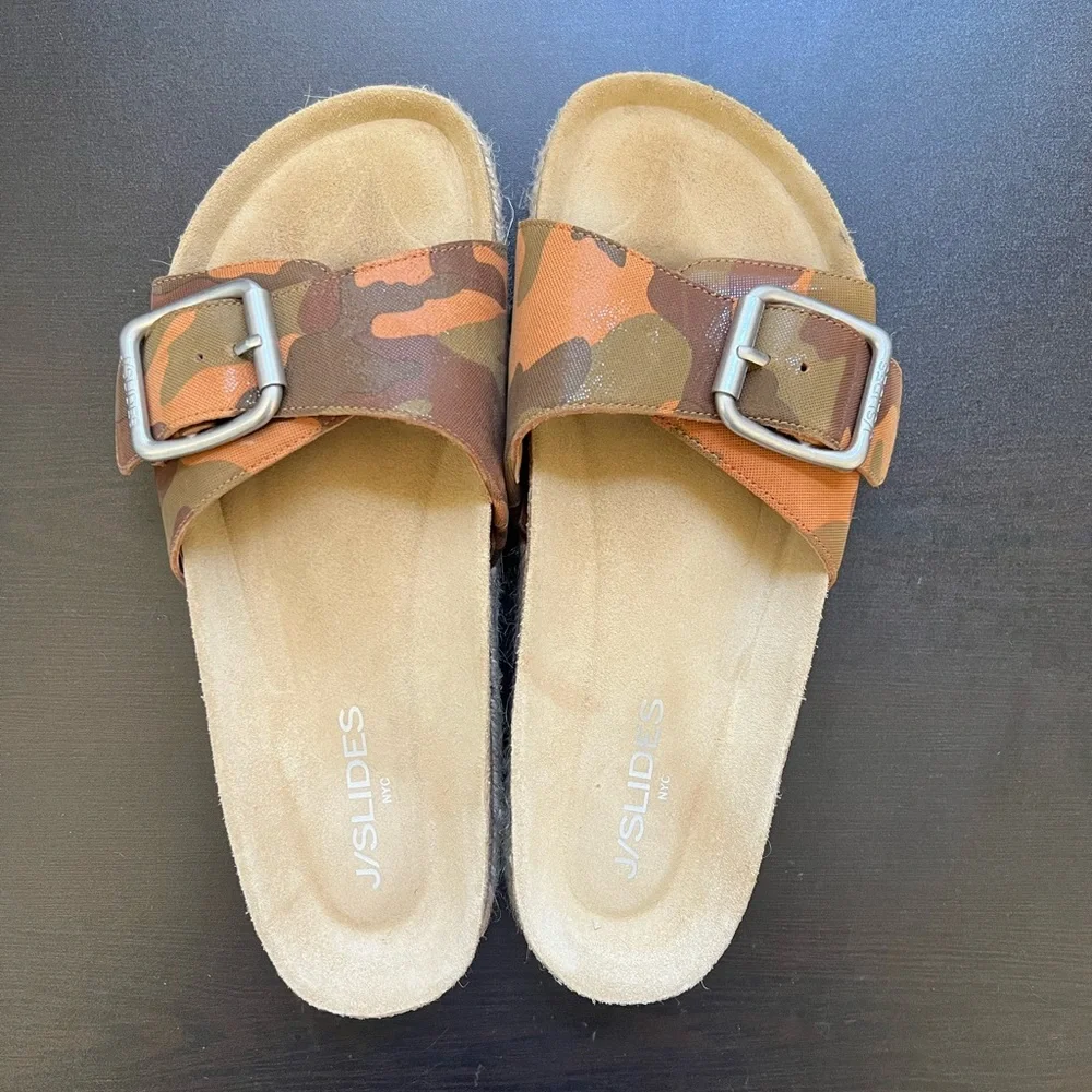 J/SLIDES Camo Sandals - Picture 5 of 10